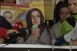 Wife of missing journalist leads protest outside the Syrian consultate in Turkey calling for information on his whereabouts.